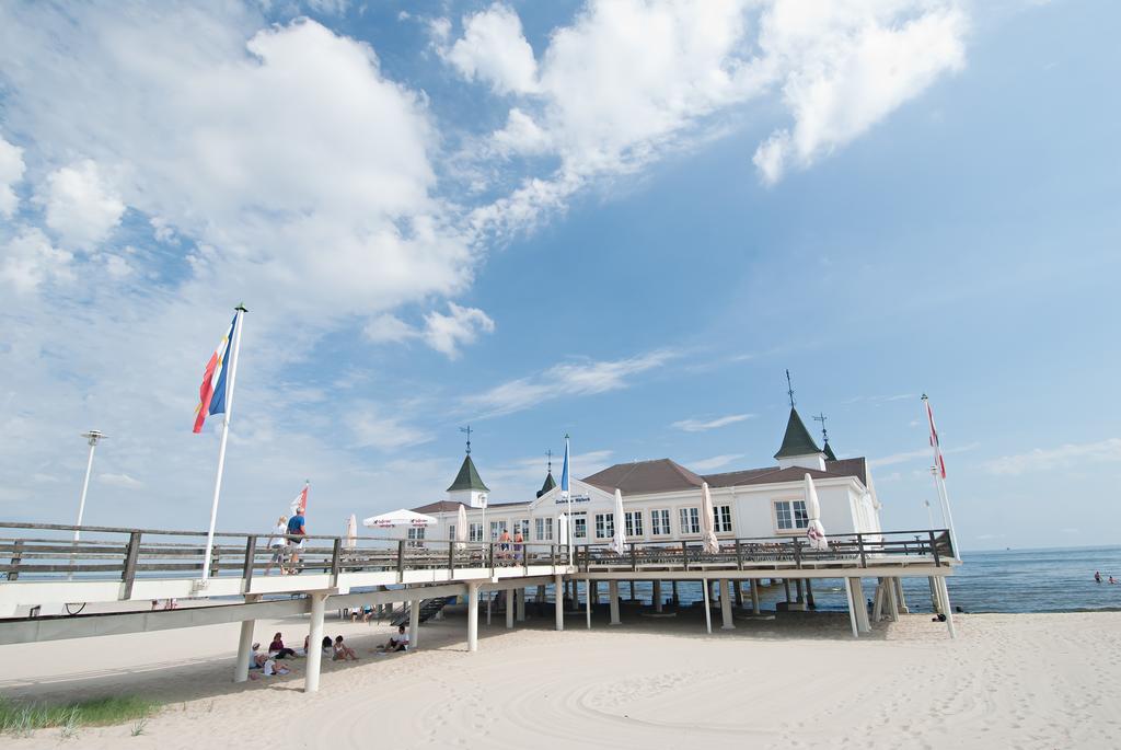 Bsw Hotel Ahlbeck ゼーバート・ヘリングスドルフ エクステリア 写真